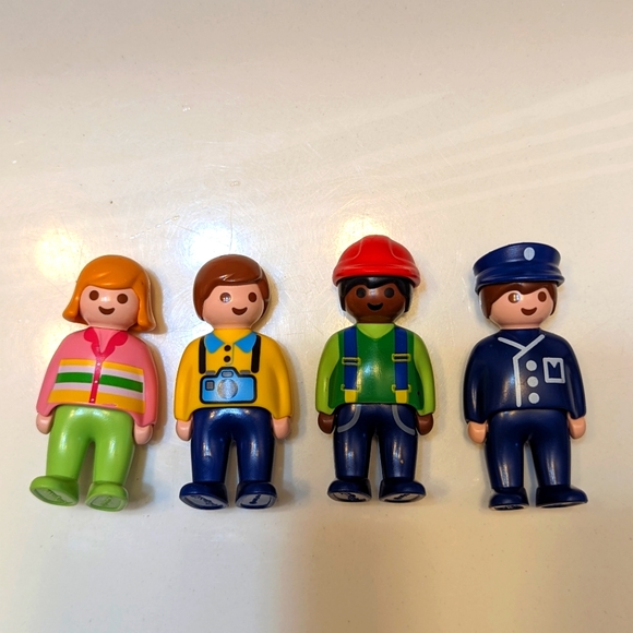 Playmobile Airport Shuttle Bus and People, 2011 - Picture 2 of 7